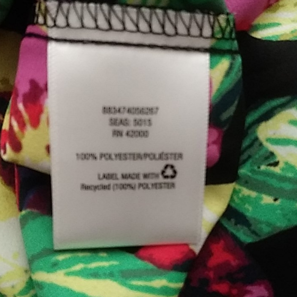 Attention Printed Blouse - Picture 4 of 4